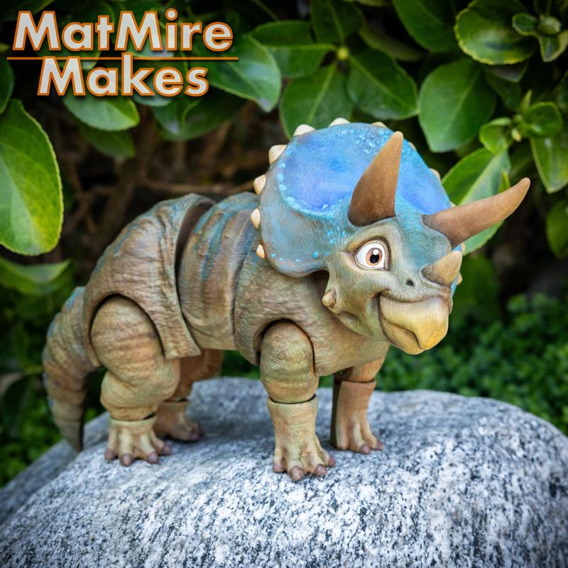 Triceratops, Articulated fidget Dinosaur, Print-In-Place, Cute Animal