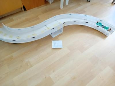 Tamiya mini 4WD track - Corner with vertikal displacement   