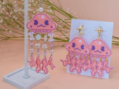 Jellyfish earrings and keychain