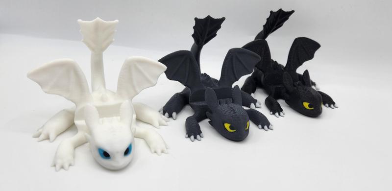 Toothless/ Lightfury phone stand