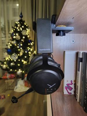 Headphones desk holder