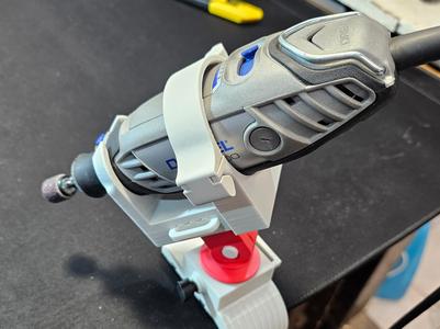 Dremel 3000 attachment for modular clamp system