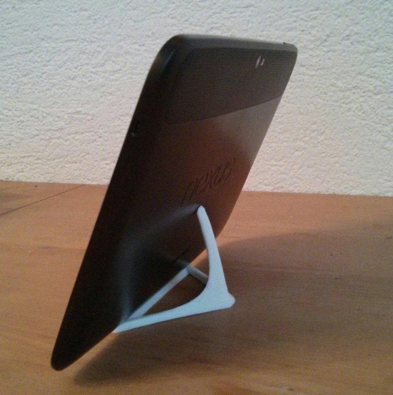 Smartphone / Tablet Stand