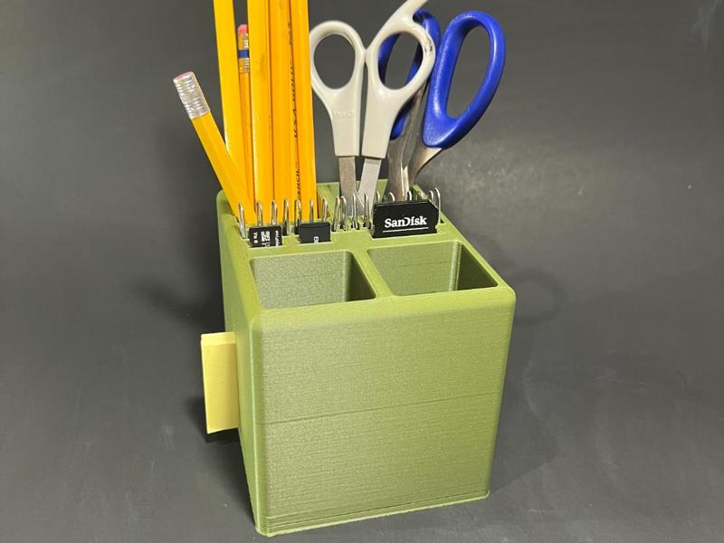 Desk organizer/Pen holder