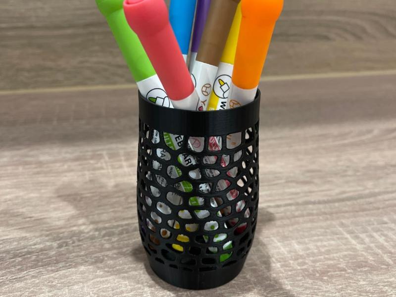 Mesh Pen Holder