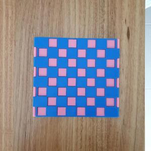 Hinged slimline chess board