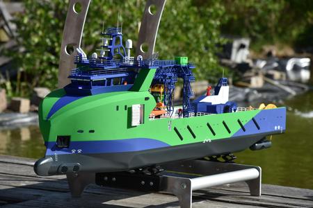 Diving support vessel