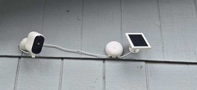 Arlo Camera Cable Keeper