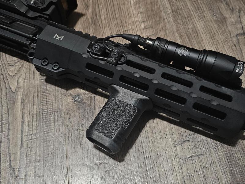 NFT Angled Grip (MLOK)
