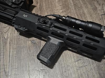 NFT Angled Grip (MLOK)