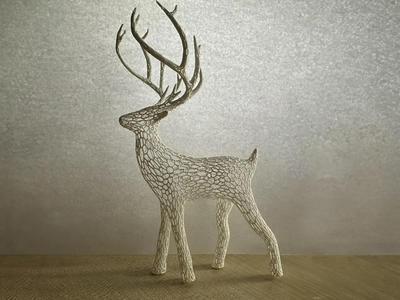 Voronoi Holiday Christmas Deer