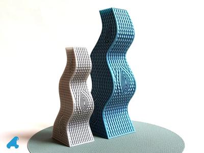 WAVY ORGANIC VASE