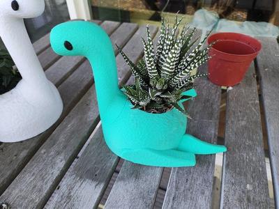 Dinosaur Planter – Nessie Edition