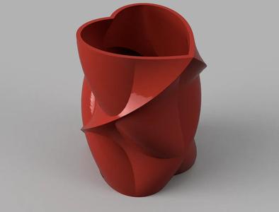 Double Twisted heart vase