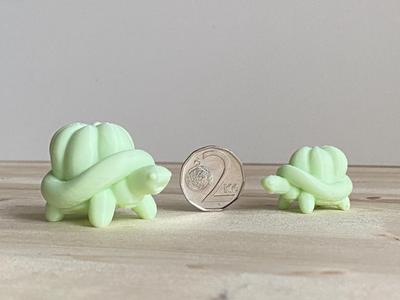 Mini Balloon Turtle Figurine