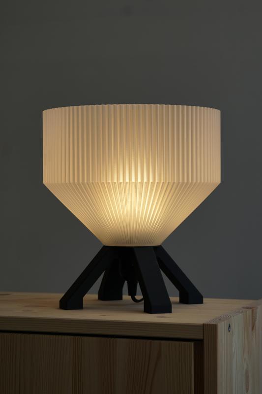Airi Lamp – minimalistic Design Lamp for 250mm Printbed