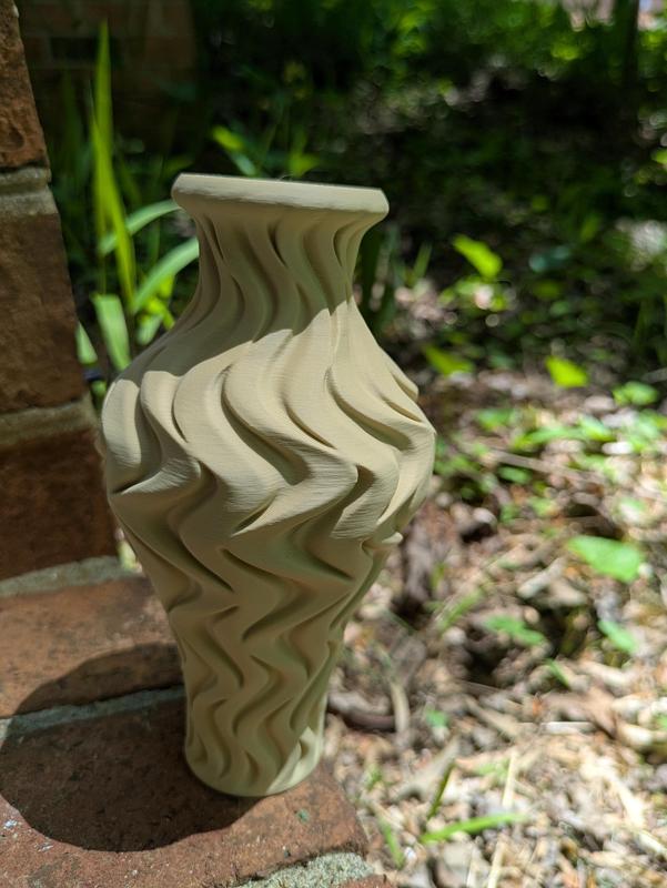 Wiggly Wave Vase