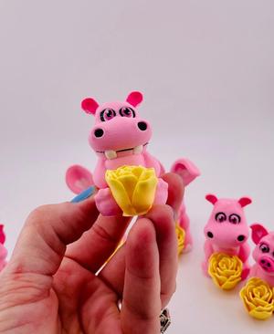 Mother’s Day Roseables Hippo