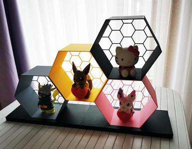 Lightweight Figure Stand