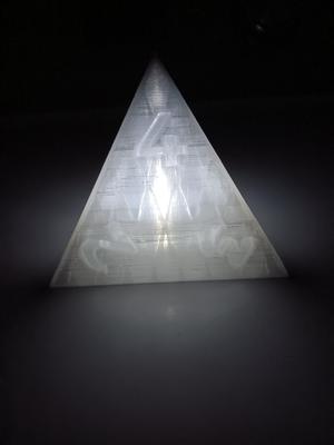 D4 lamp – 4 sided dice lamp
