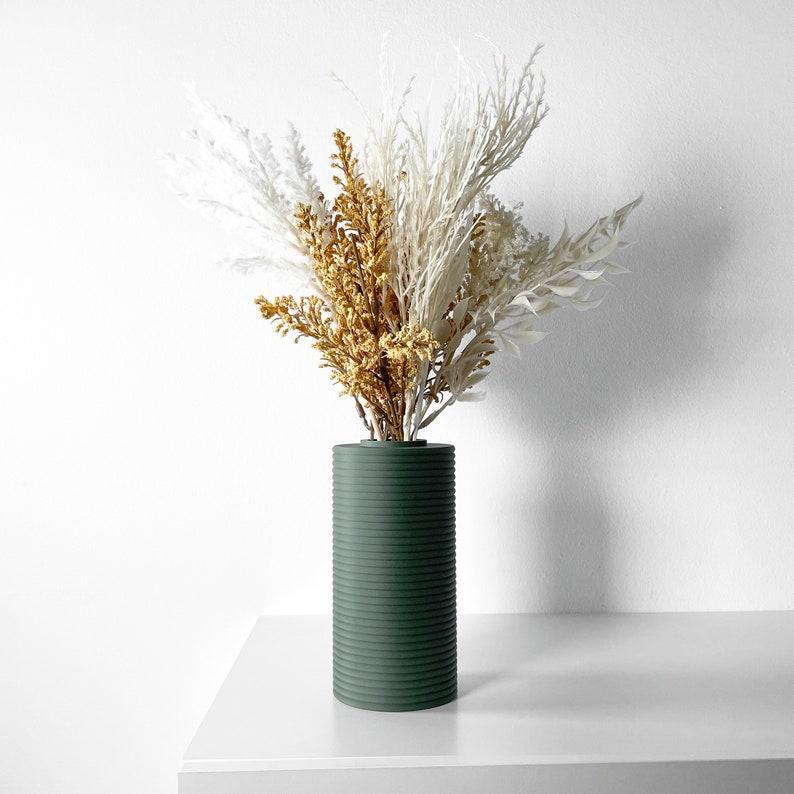 The Tolivra Vase STL 3D Print File, Digital Download for 3D Printing, Home Decor Vase for Flowers and Plants