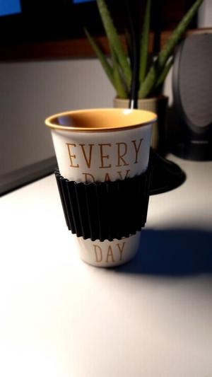 cup sleeve holder