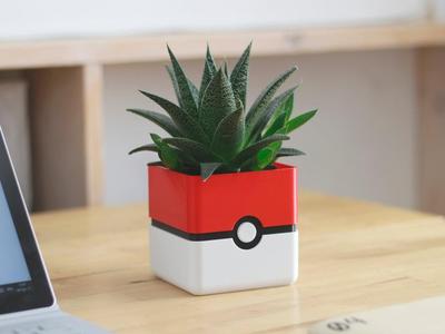 Pokemon Planter – Pokeball Minimal Planter