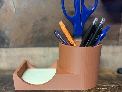 Desk Organizer with Post its