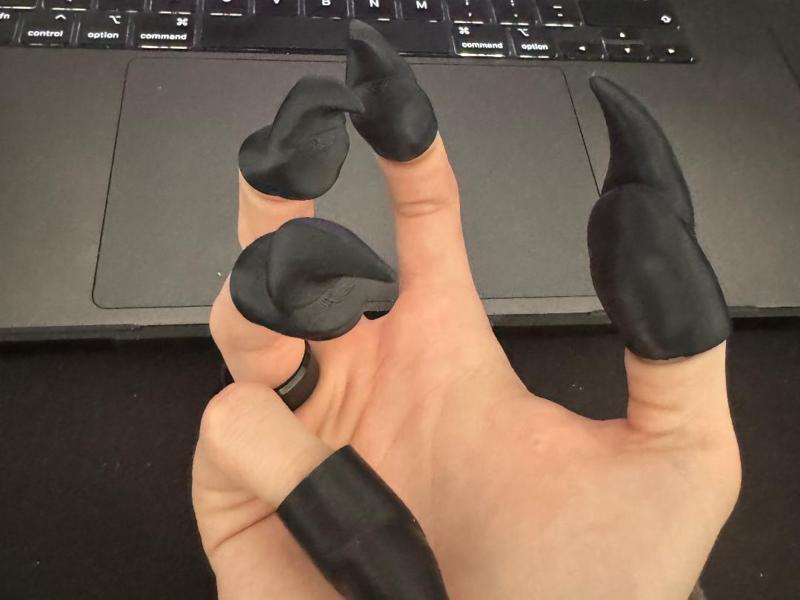 Finger Claw Attachments