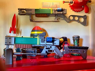 Fallout AER9 Laser Rifle 2025 UPDATE!
