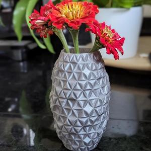 Geometrical hexagonal vase, file for planer / pen holder included