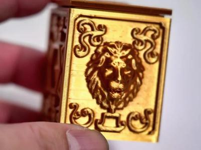 Leo Gold Saint Cloth Storage Box (Compatible with Snubbull Saint Seiya Beyond Version)