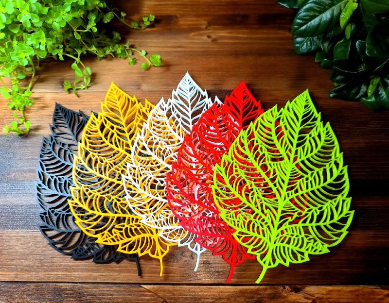 Voronoi Hornbeam Leaf