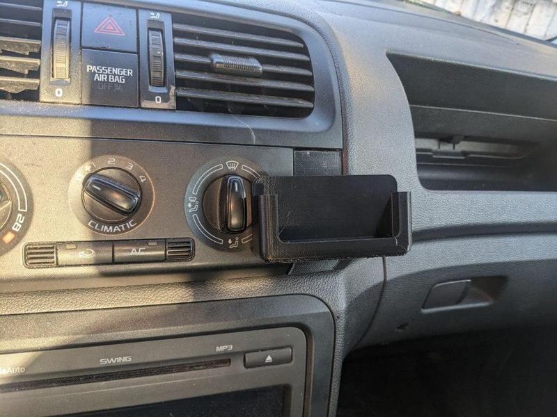 Skoda Fabia 2 Phone Holder
