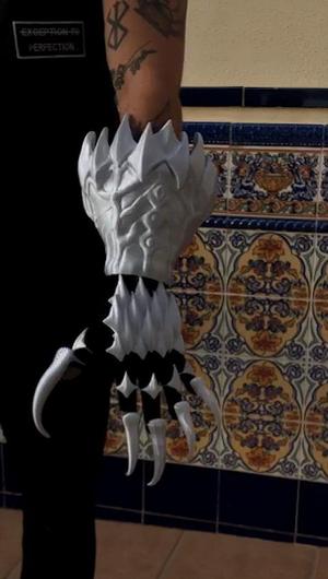 DRAGON CLAW BRACELET