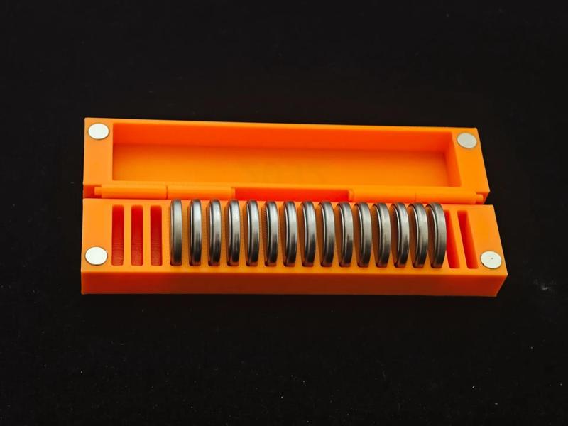 CR2032 Button Cell Battery Magnetic Storage Box