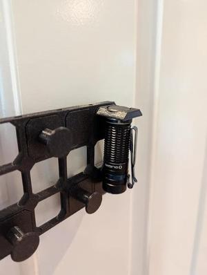 openGrid – Magnetic Flashlight Mount