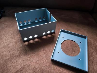 Kabelbox mit 80 mm Lüfter
