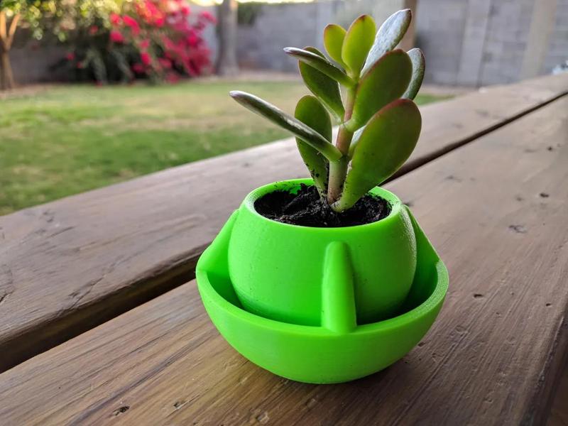 Globe Desk Planter Flower Pot