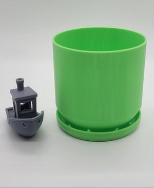 Circular Minimalist Desktop Planter