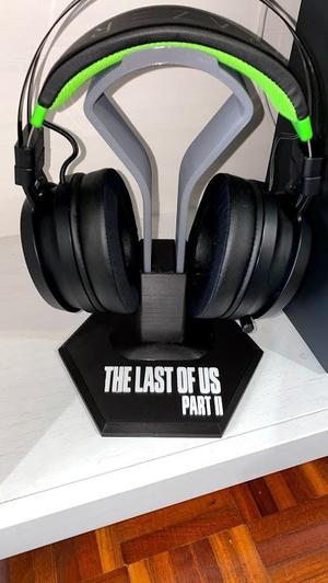 last of us headset stand