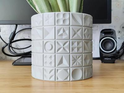 SASSy Tile Mosaic Plant pot and Planter – Vase mode design