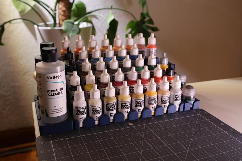 Vallejo / Citadel modular Paint rack