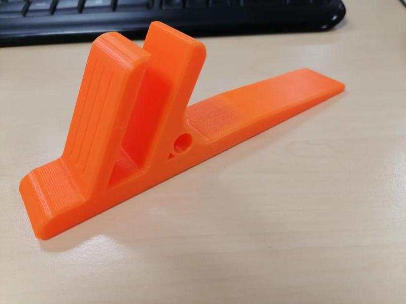 60° Laptop / Computer Stand   