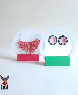 JEWELRY DISPLAYS