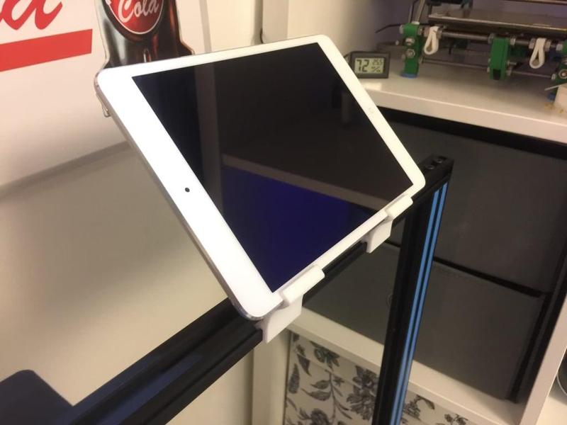 iPad / tablet / phone mount for CR-10 / 20mm V-Slot rails