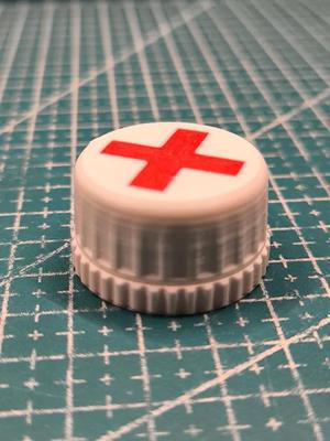 Compact pills containers. 3 sizes, 2 caps