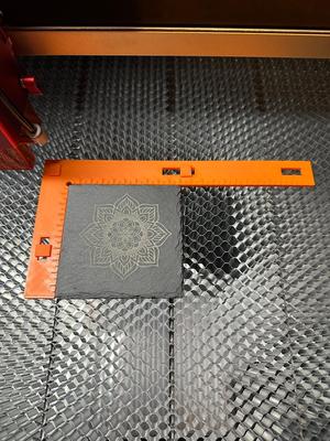xTool Honeycomb Guider