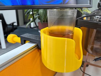 Cup Holder – Vertical Clamp Version