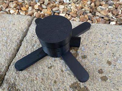 Garden sprinkler with changeable pattern